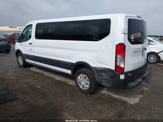 2016 Ford Transit Wagon XLT