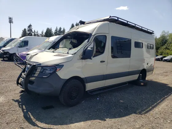 2020 Freightliner SPRINTER 2500