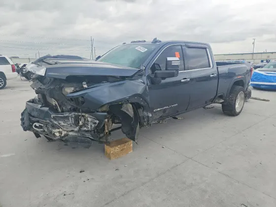 2020 GMC Sierra 2500HD Denali