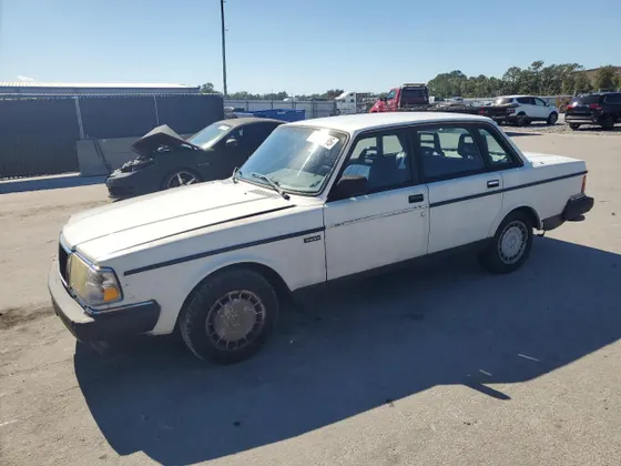 1992 Volvo 240