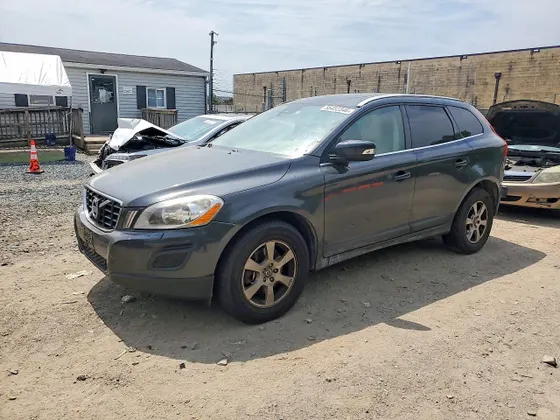 2012 Volvo XC60 3.2L PZEV