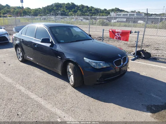 2010 BMW 5 Series 528i xDrive