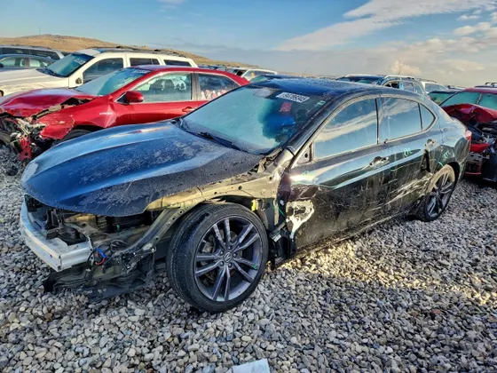2019 Acura TLX w/A-Spec Pkg