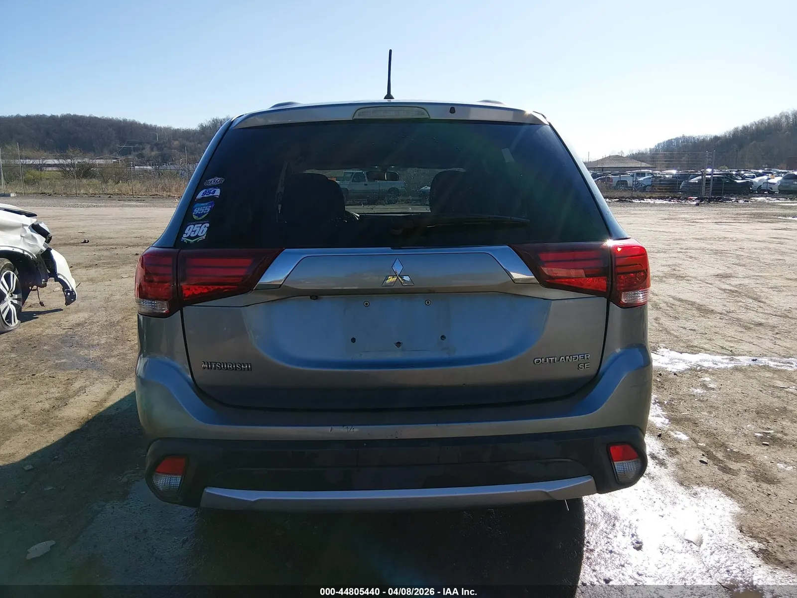 2016 Mitsubishi Outlander SE