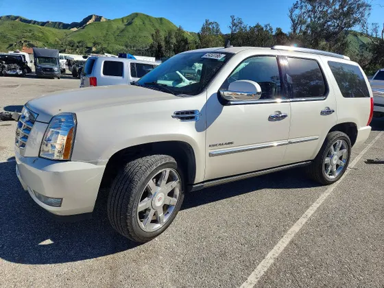 2012 Cadillac Escalade Luxury