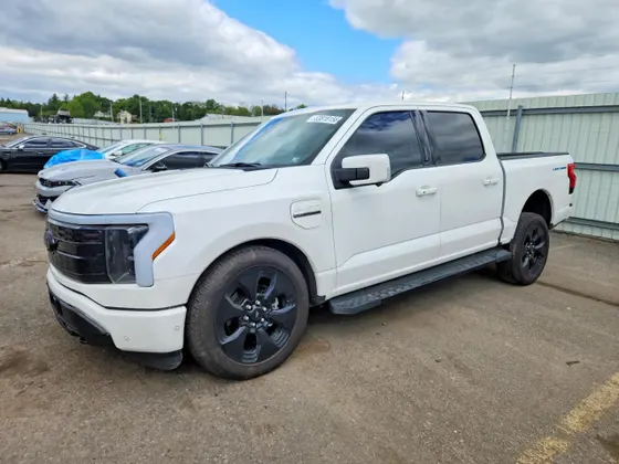 2022 Ford F-150 Lightning Pro
