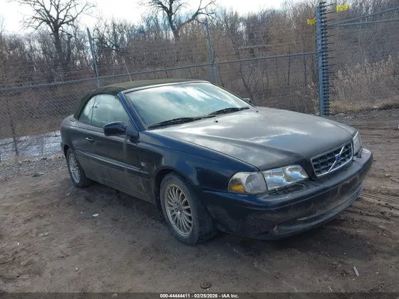 2004 Volvo C70 HT