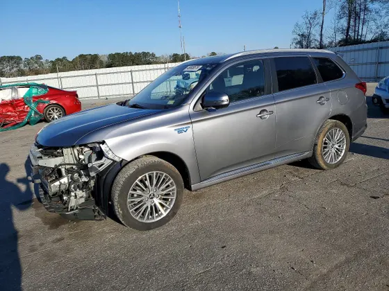 2022 Mitsubishi Outlander PHEV SEL