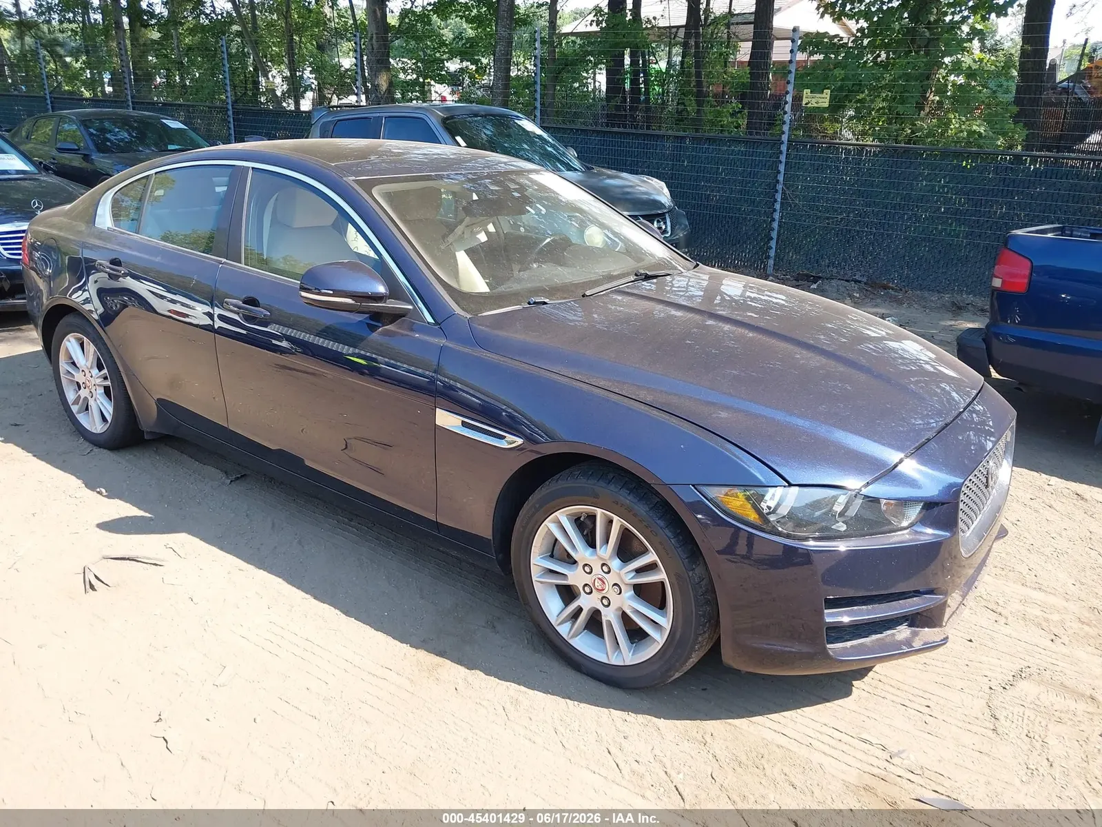 2017 Jaguar XE 25t Premium