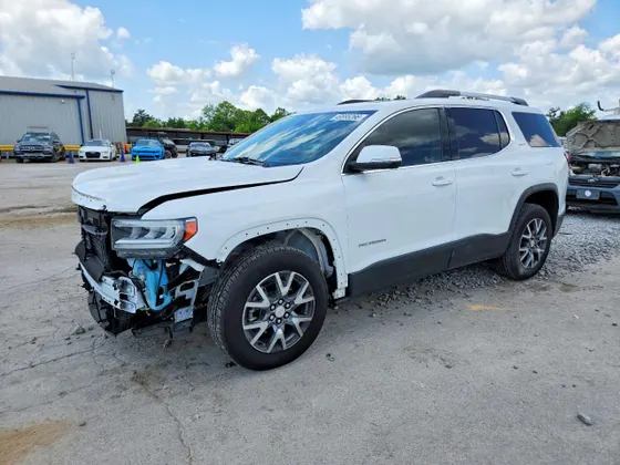 2022 GMC Acadia SLT