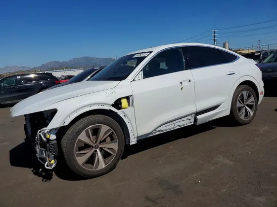 2024 Audi Q8 e-tron Sportback S line Premium Plus