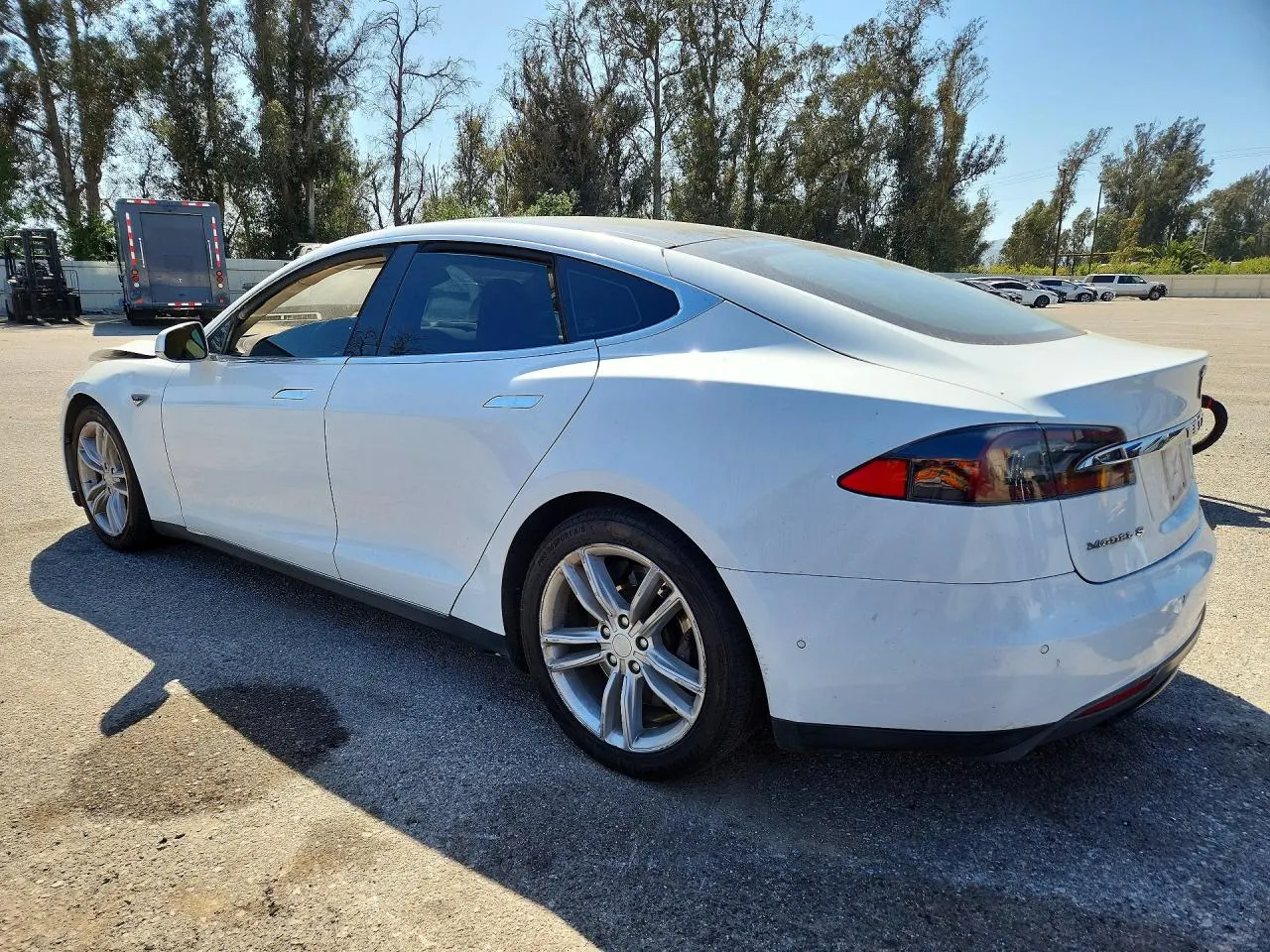 2015 Tesla Model S 85D