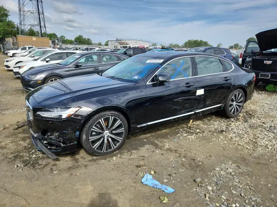 2024 Volvo S90 PLUS