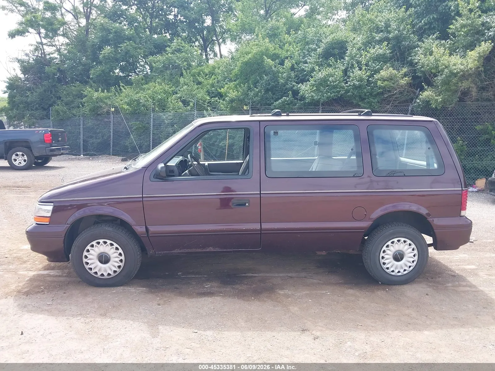 1995 Plymouth Voyager