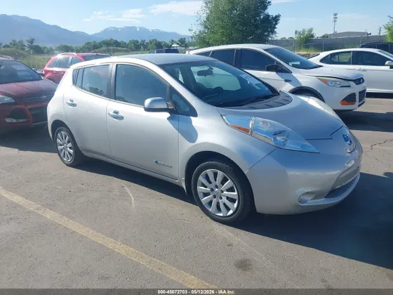 2016 Nissan LEAF S
