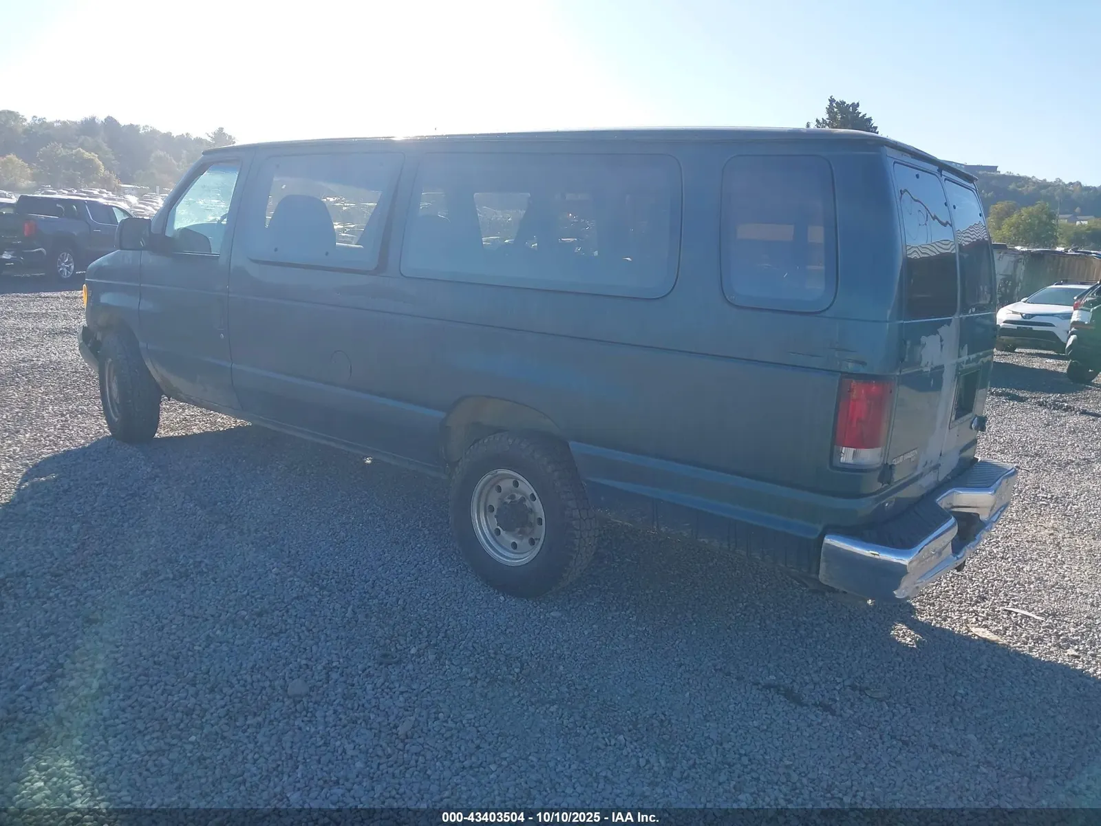 1997 Ford Club Wagon XL