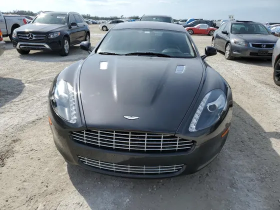 2011 Aston Martin RAPIDE
