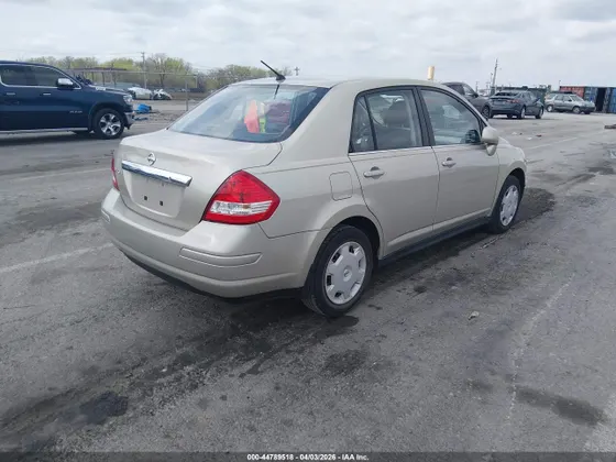 2008 Nissan Versa 1.8 S