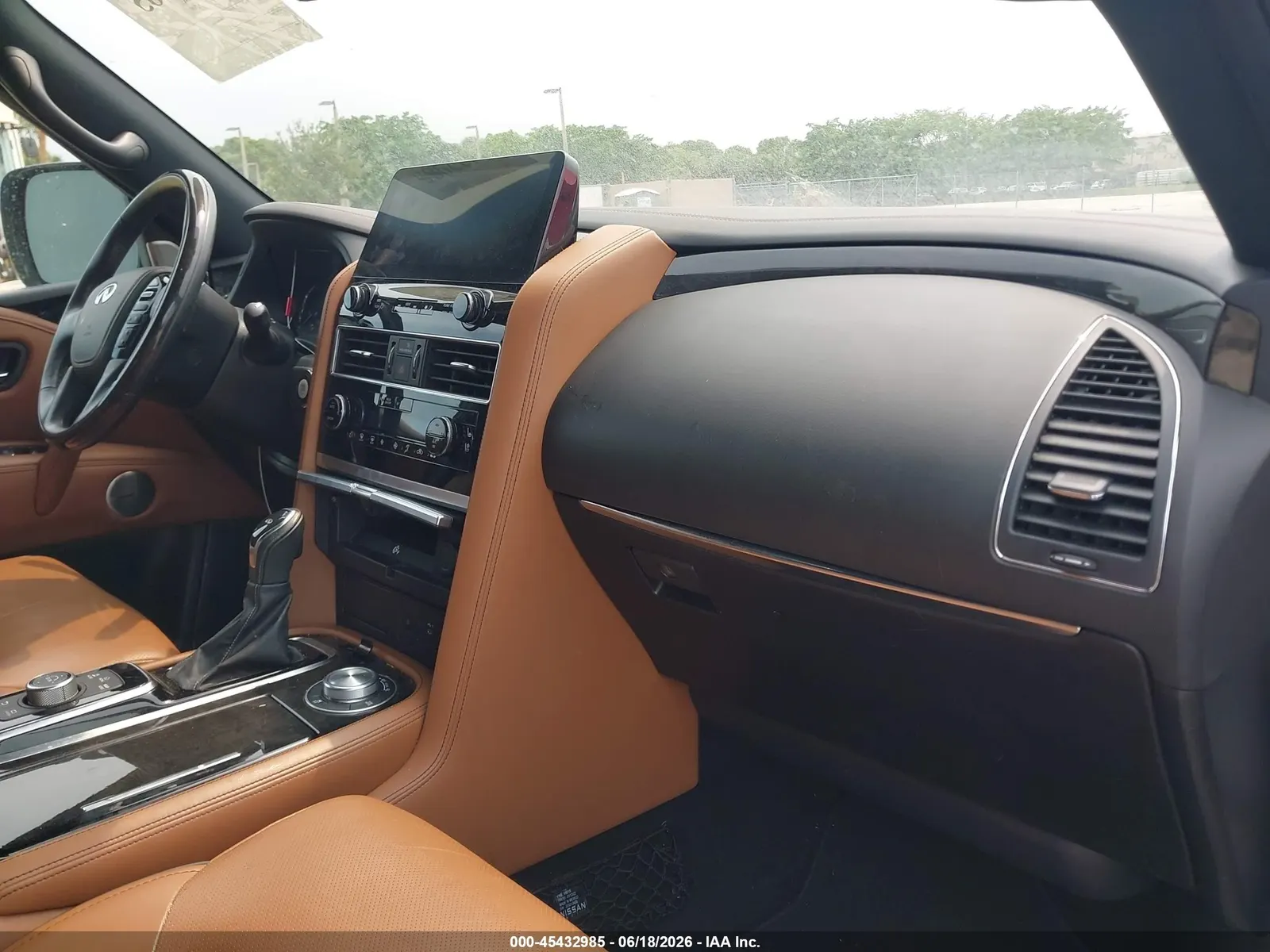 2023 INFINITI QX80 SENSORY