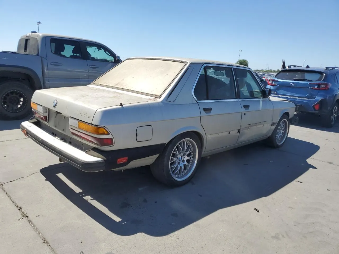 1986 BMW 528 - 533 - 633 - 733 528E