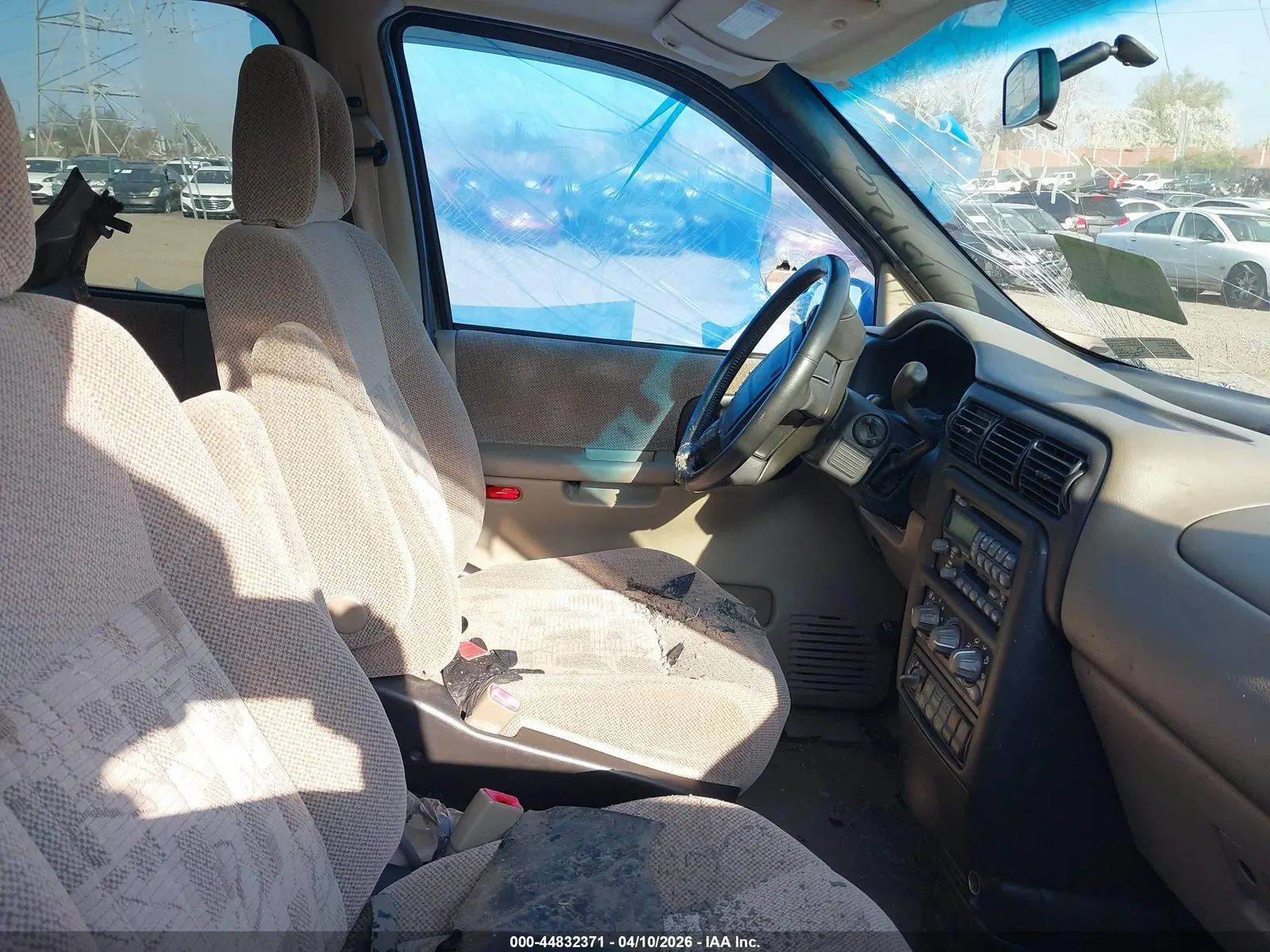 2001 Pontiac Montana M16 W/1SF PKG.