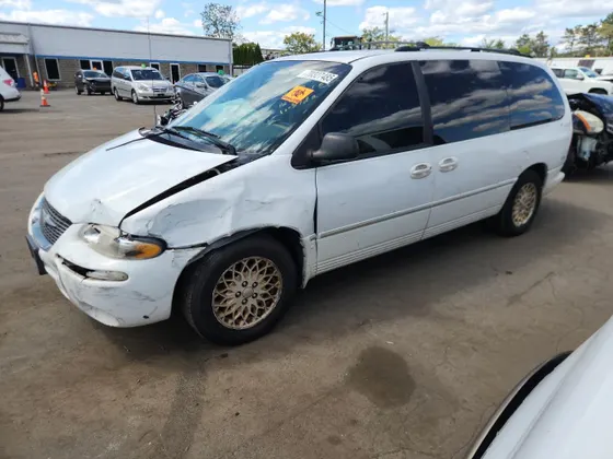 1998 Chrysler Town & Country LXi