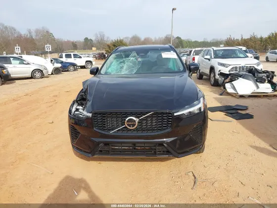 2025 Volvo XC60 Plug-In Hybrid Plus