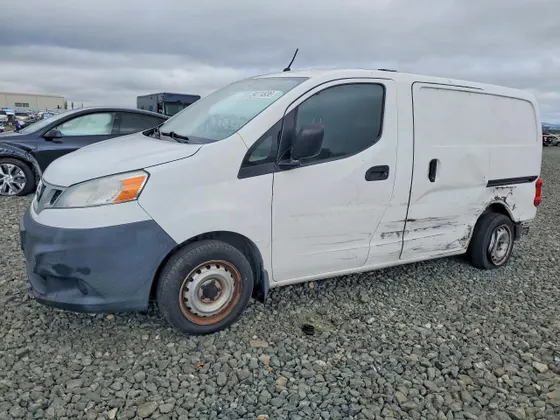 2015 Nissan NV200 S