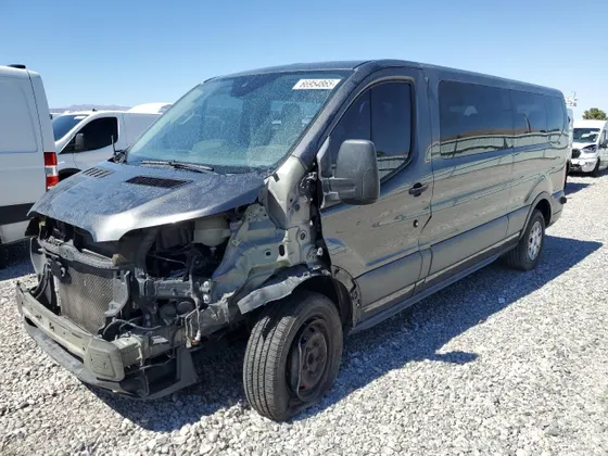 2016 Ford Transit Passenger Wagon XL