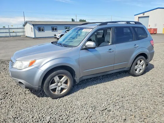 2010 Subaru Forester 2.5X Premium