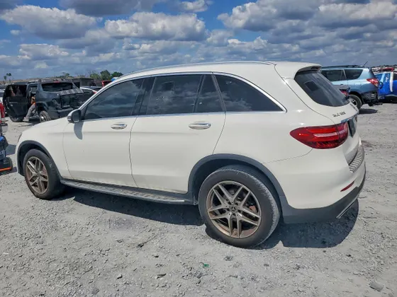 2019 Mercedes-Benz GLC GLC 300