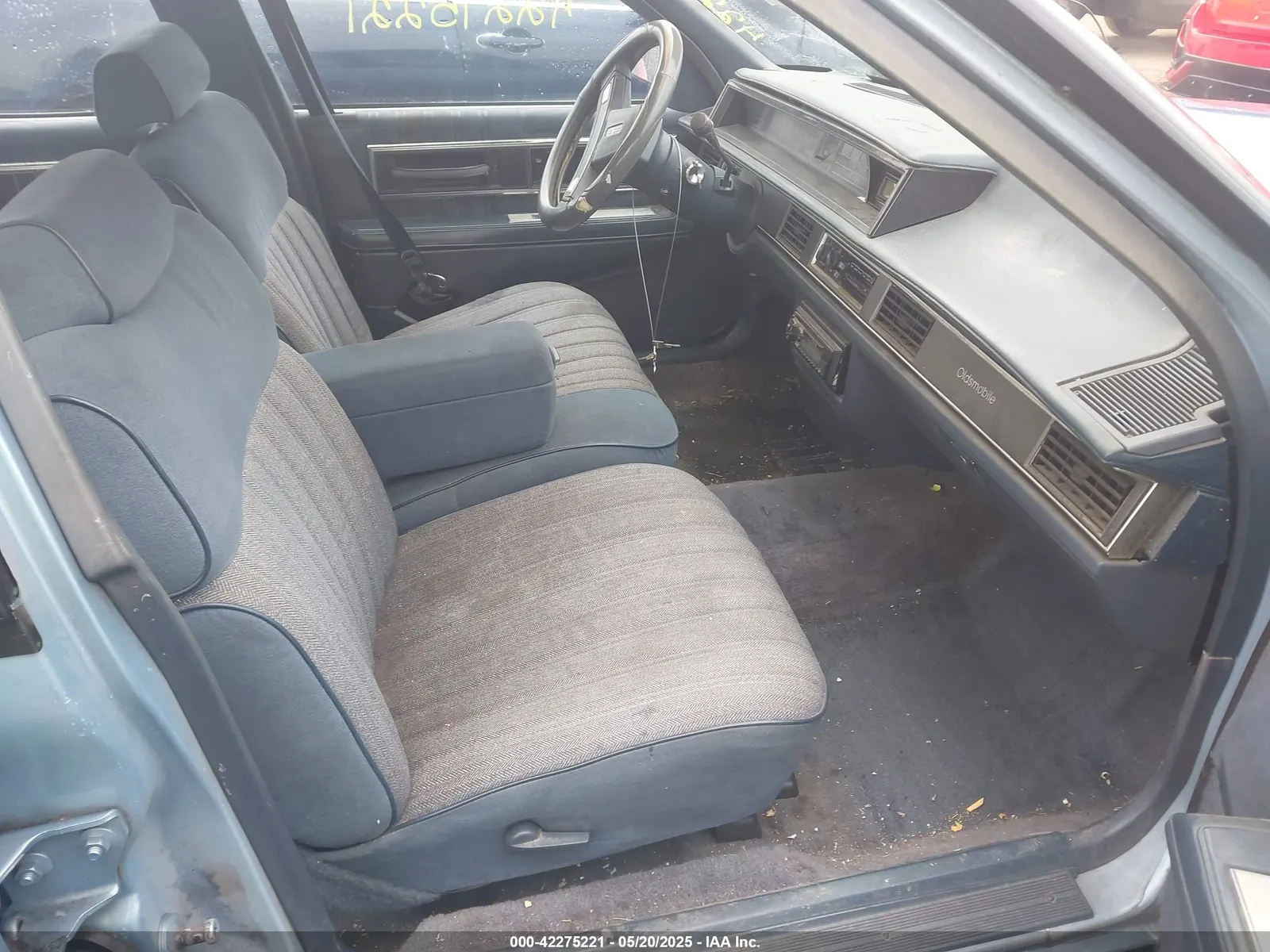 1991 Oldsmobile Delta 88 ROYALE