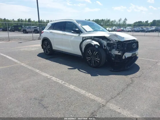 2021 INFINITI QX50 LUXE