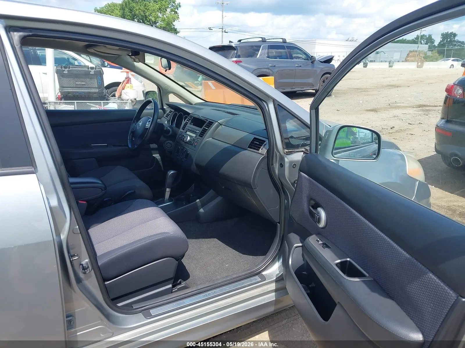 2008 Nissan Versa 1.8 SL