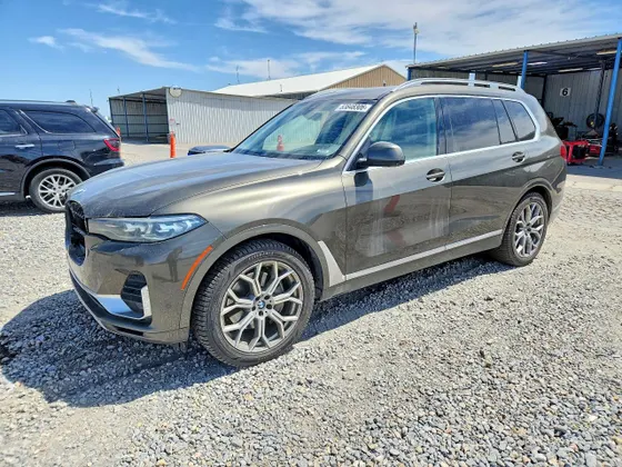 2020 BMW X7 xDrive40i