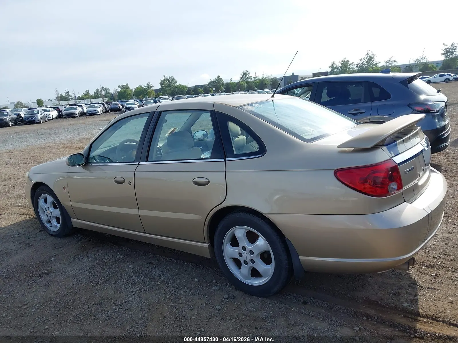 2004 Saturn L-Series L300 2