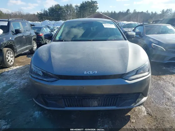 2023 Kia EV6 Wind