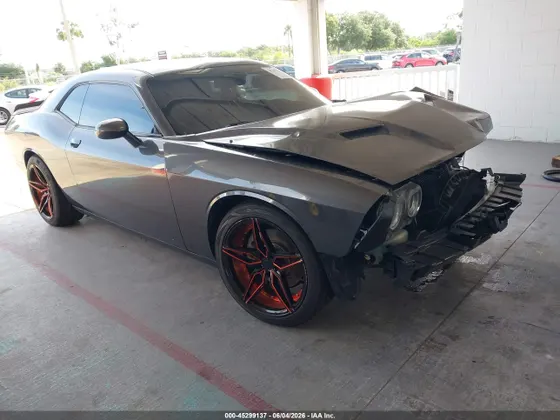 2018 Dodge Challenger SXT