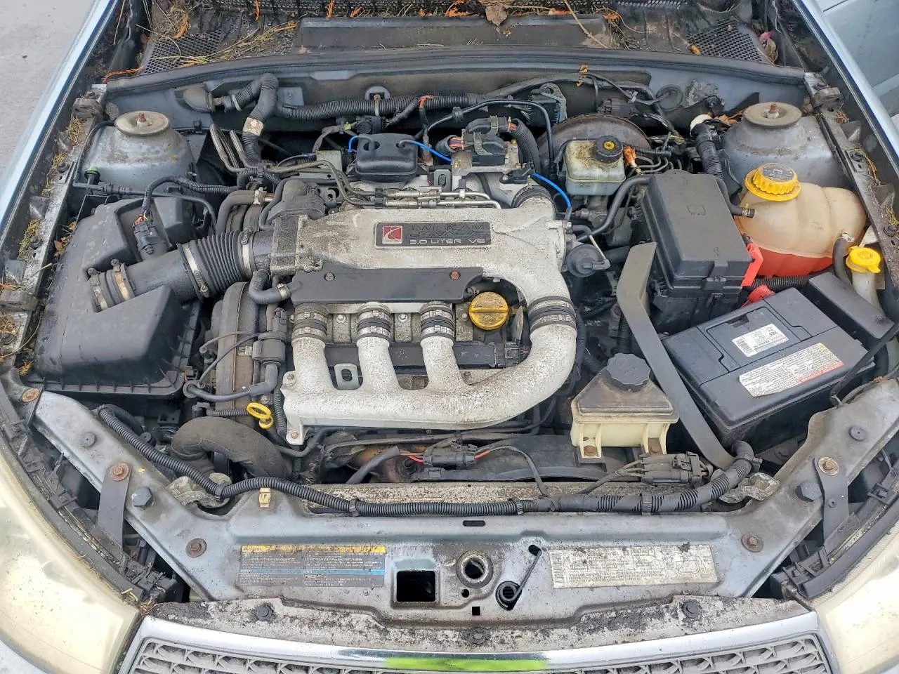 2004 Saturn L-Series L300 2