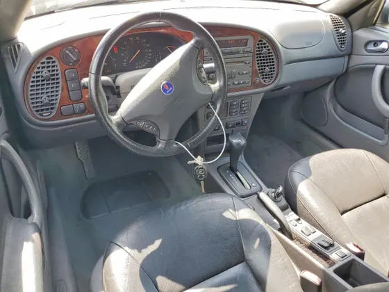2002 Saab 9-3 SE