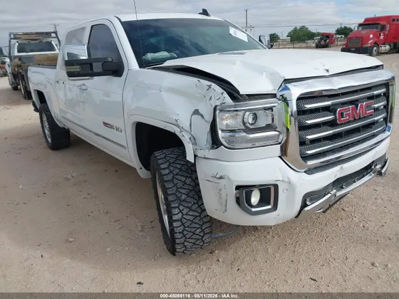 2015 GMC Sierra 2500HD SLT