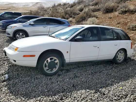 2000 Saturn SW SW2