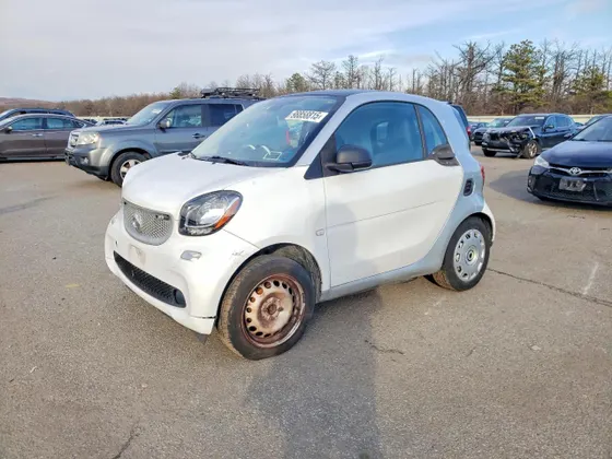 2016 smart fortwo Passion