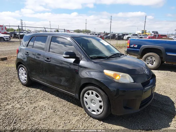 2013 Scion xD