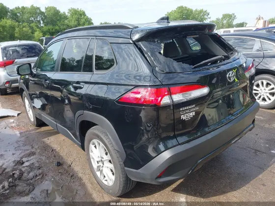 2022 Toyota Corolla Cross LE