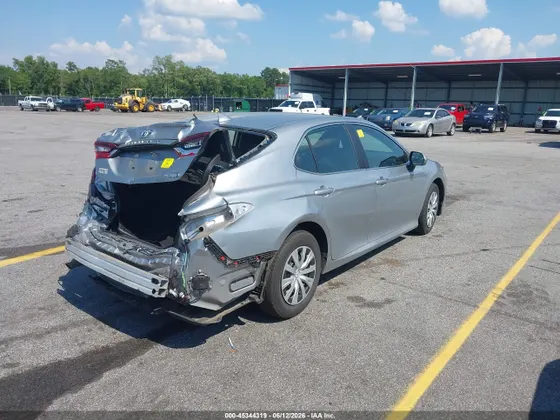 2021 Toyota Camry Hybrid LE