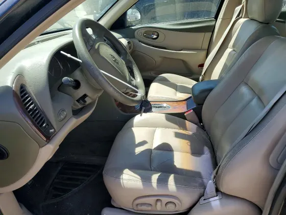 2001 Oldsmobile Aurora