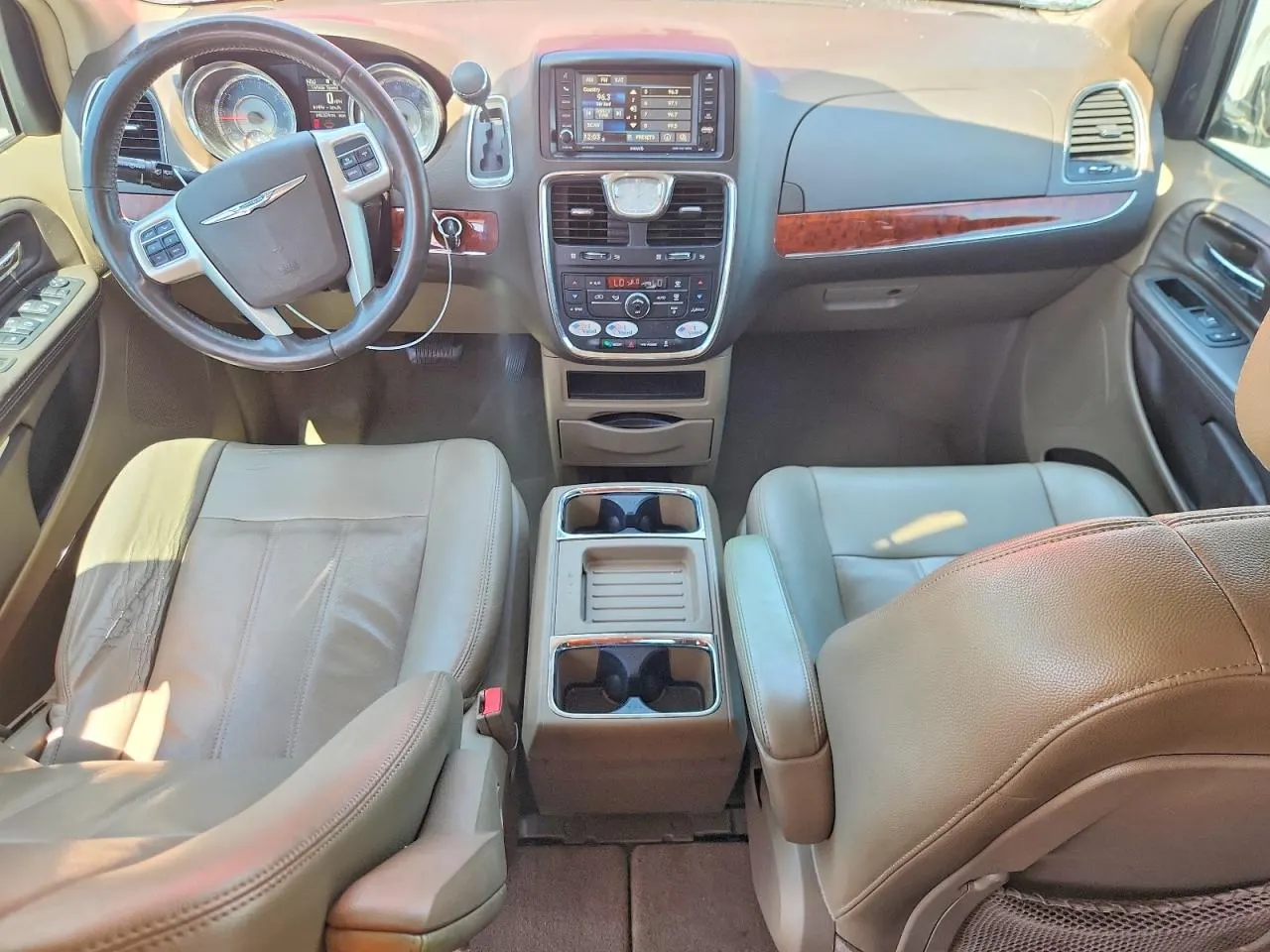 2013 Chrysler Town & Country Touring