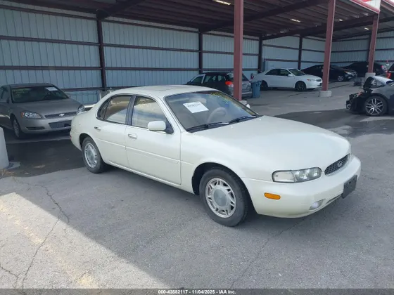 1995 INFINITI J30 Personal Luxury