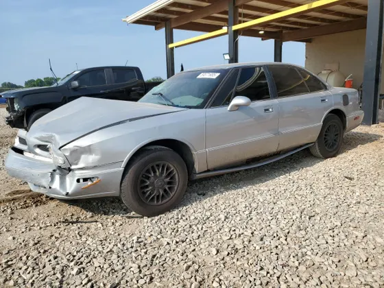 1998 Oldsmobile 88 LS